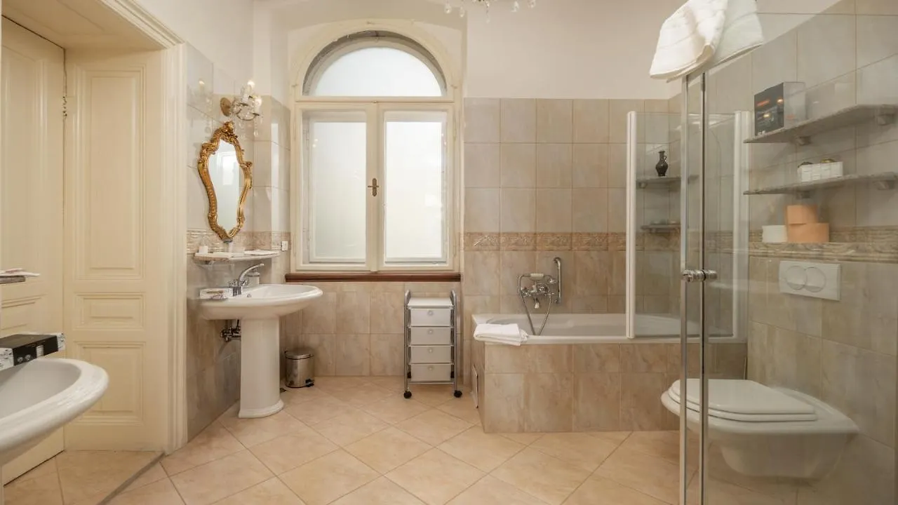 Villa Lovridor, 15 People Lovran