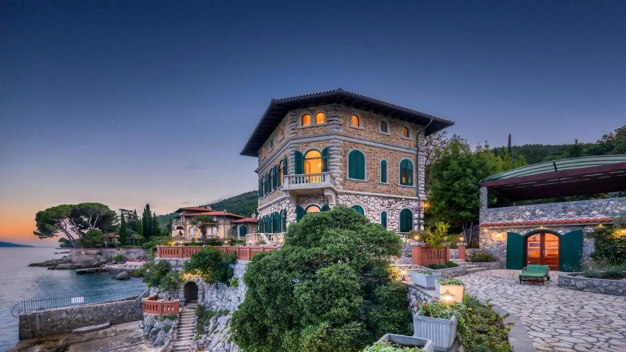 Villa Lovridor, 15 People Lovran