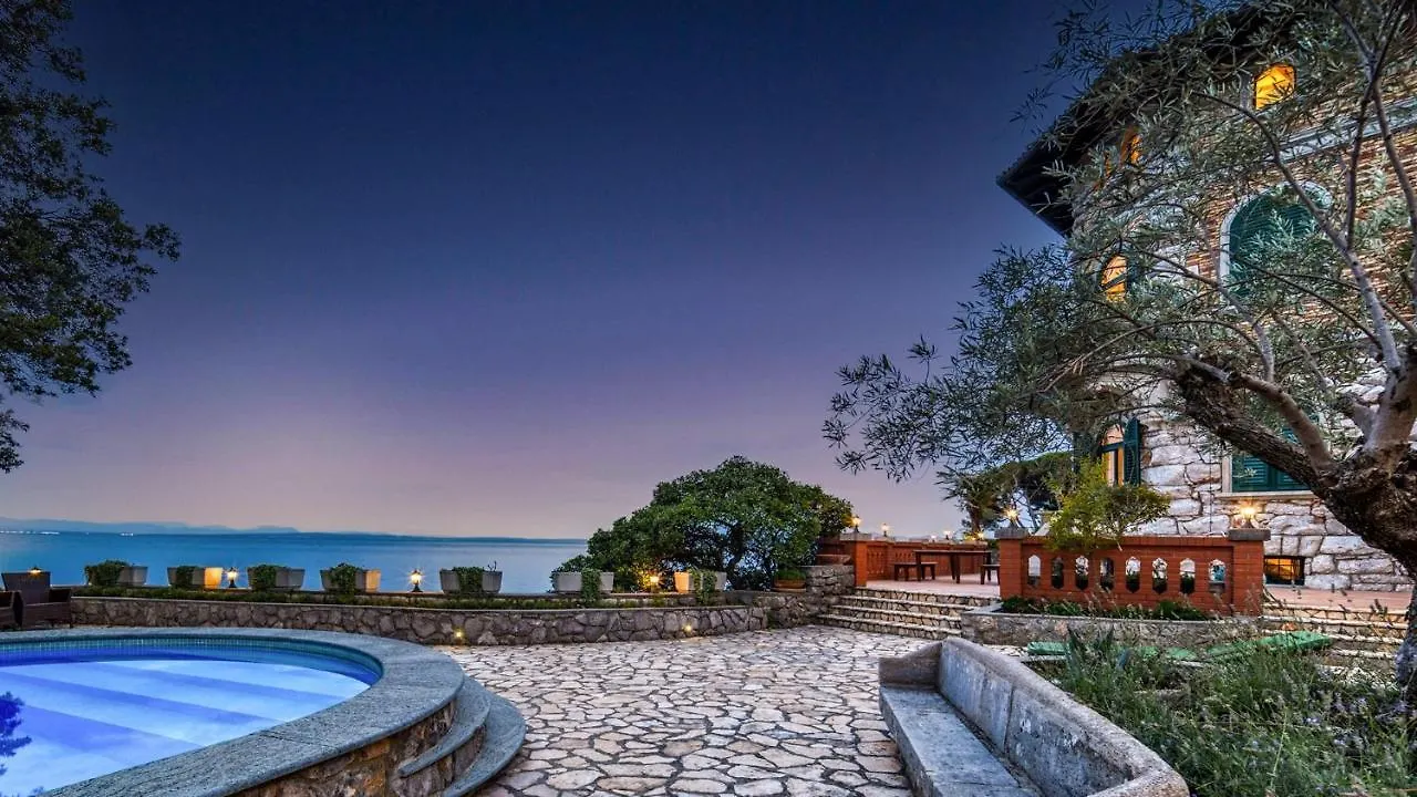Villa Lovridor, 15 People Lovran 0*,  Croatia